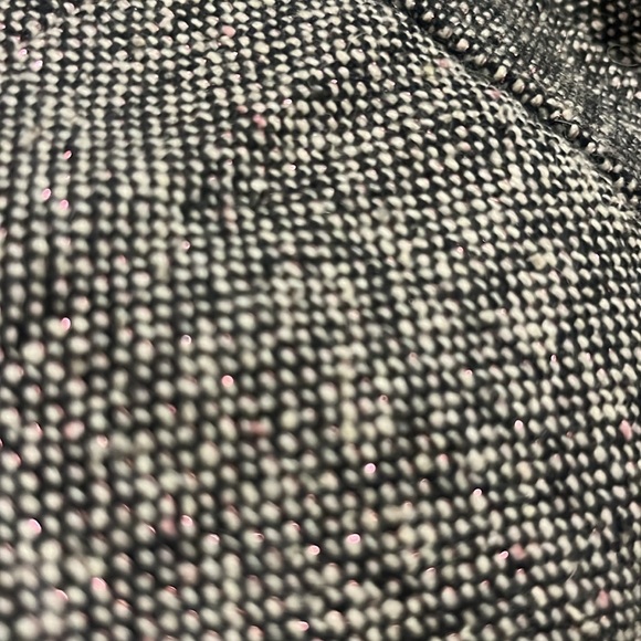 Black and white Blazer with pink sparkle - Picture 3 of 3